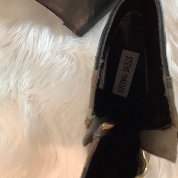 Steve Madden Daaring Camo Wedge Bootie - Picture 4 of 5